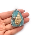 Waterdrop shell pendant with light blue crystal stones and sparkling rhinestones - Light Blue (No.3)