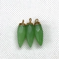 Drie facet geslepen groene turquoise hangers met gouden kappen voor DIY kettingen - Groene Jade