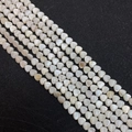 Cuentas de nácar natural blanco en forma de corazón para la creación de joyas DIY - Estilo Corazón con Agujero Recto / 8mm