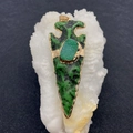 Colgante de punta de flecha con piedra druzy verde y borde dorado para joyería - Estilo Druzy Verde Y Negro (N.º 1)