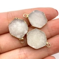 Natürlicher weißer Kristall-Sechseck-Anhänger mit vergoldetem Rand für DIY-Schmuck - 15x22mm / US 4