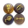Set di quattro pietre Reiki naturali in ambra e grigio con simboli curativi dorati - Confezione da 4 (25x6mm) / Agata Grigia