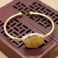 Bracelet jonc doré ajustable orné d'une pierre d'agate en cristal naturel jaune - 18x25-22x35mm Diamètre 63mm / Jaune (No. 5)