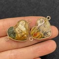 Natural heart-shaped emperor stone connectors with gold edges for DIY jewelry making - 21x33mm / Size 16