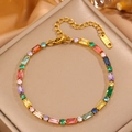 Bracciale in zirconi colorati placcato oro 18K con pietre quadrate su espositore seta - Strass Colorati