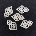 Fünf Stück natürliche Meeresmuschel Kalebasse hohl geschnitzte Anhänger für DIY Schmuck - 15x25mm 0.8g/Stk / Weiße Muschel
