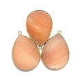 Pendentif goutte en pierre naturelle avec bordure dorée et quartz orange - Aventurine Rose