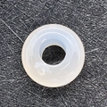 Polierter durchscheinender Anhänger aus weißem Achat für handgefertigten DIY-Schmuck - Achat / 8x14mm