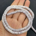 5-8mm Lavendel Naturmuschel Heishi-Perlen Strang für DIY Schmuck und Halsketten - 5-8 mm / Lavendelweiß (Nr.11)