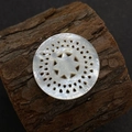 Perle en coquillage blanc avec découpe en étoile pour la création de bijoux DIY et colliers - N°8 25mm