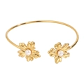 Bracelet jonc ouvert en acier doré avec motif élégant de fleurs et perles - Style Fleur Cinq Pétales avec Perle (5928307814325)