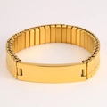 Détails macro d'un bracelet en acier doré de style montre avec plaque métallique gravable - 12mm / Bracelet Élastique 3 Maillons Or