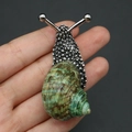 Silver-toned snail pendant with a natural green spiral shell for DIY necklace jewelry - Green Snail Brooch / 20-60mm, 11-17g / Silver