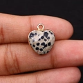 Pendentif en pierre tachetée en forme de cœur avec bordure métallique dorée - Jaspe dalmatien