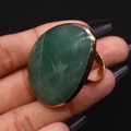 Adjustable gold-plated ring featuring an oval green natural crystal stone in a vintage setting - 30x41mm / Green Aventurine