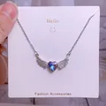 Détail du pendentif cœur ailes d'ange avec cristal dégradé sur une chaîne argent - Style Argent Cœur Dégradé Violet Bleu (CB05)
