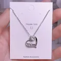 Elegante collar de mamá con forma de corazón plateado y colgante de circón para el Día de la Madre - Zirconia de Corazón Plateada (MOM08)