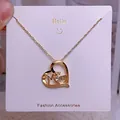 Elegante collar MOM de corazón dorado con corona y cristal en tarjeta joya - Piedra Clara Corona Dorada (MOM25)