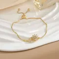 Dettaglio del bracciale girasole dorato con pietre di zircone e chiusura a scorrimento regolabile - Bracciale Girasole Oro Zirconia (SL0117)