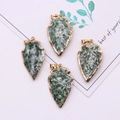 Colgantes de aventurina verde en forma de flecha con borde chapado en oro para joyería DIY - Piedra de Puntos Verdes