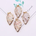 Pijlpunt hanger van witte natuursteen met vergulde randen voor DIY halsketting sieraden - 20-38mm(1012-T240812001) / Rode Lijn Steen