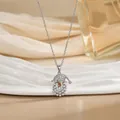 Collier de Noël élégant avec pierre orange et barbe en perles sur chaîne argentée - Style Père Noël à barbe en perles artificielles (XL01561G)