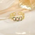 Bague chaîne dorée avec zircons multicolores et design ouvert réglable élégant - Style Chaîne Zircone Multicolore (JZ0330)