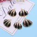 Scallop shell charms with black enamel and gold plating for jewelry making set of 5 - Black (No. 3)