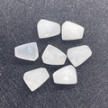 Gefacetteerde onregelmatige witte maansteen kralen voor handgemaakte sieraden maken - Witte Jade / 8x10mm 1g (geen Gaten)