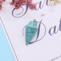 Blauwe turkoois hanger in kogelvorm met zwarte nerven voor DIY-sieraden en kettingen - 15x33mm / Blauw Turkoois