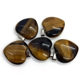 Set of five heart-shaped tiger eye stone pendants with polished yellow-brown finish - 20mm 4g / Tiger's Eye
