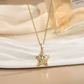 Elegante collana a stella dorata con texture martellata e zirconi colorati su seta - Stile Stella Martellata Oro (XL01826)