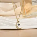 Gouden ketting met blauwe ster en maan hanger ingelegd met zirkonia stenen - Halve Maan Donkerblauwe Ster Stijl (XL01813)