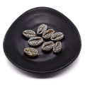 Set mit 8 natürlichen Kaurimuscheln mit Leopardenmuster für DIY-Schmuckherstellung - Nr. 6 (20 Stück/packung) / 9x19mm 1.5g/Stück