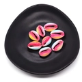 Set de 8 conchas marinas naturales con degradado arcoíris para joyería DIY y uñas - Estilo Teñido Degradado Rosa Amarillo Azul (1006-B220916005)