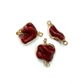 Ciondoli connettori a forma di dente in conchiglia rosso scuro con bordi dorati per gioielli DIY - Rosso Sangue