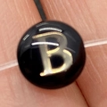 Polished black round shell bead with gold letter B for DIY necklace and bracelet crafting - Letter B / 8mm