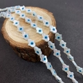 Perles main de Hamsa en nacre blanche irisée avec motif œil bleu pour bijoux - Main de Hamsa Verticale (8x10mm)