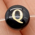 Natural black shell bead with gold letter Q for DIY necklaces and bracelets - Letter Q / 8mm