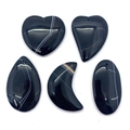 Fünfteiliges Set aus natürlichen Onyx-Anhängern in Herz-, Tropfen-, Mond- und Ovalform mit Loch - Schwarz Gestreifter Achat / 35-55mm (5 Stück)