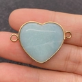 Connettore in pietra naturale a forma di cuore azzurro con bordo dorato per fai da te - Stile Venato Blu Chiaro (21)