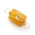 Rechteckiger gelber Naturstein-Verbinder mit Golddrahtwicklung und Spiralmuster - 7x18mm / Gelber Achat (12)