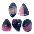 Set aus 5 natürlichen Achatstein-Anhängern in gemischten Formen für DIY-Schmuckzubehör - Schwarz-Rosa Patchwork-Verlauf Gebändertes Stil (032) / 35-55mm (5 Stück)