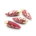 Set di quattro ciondoli in pietra rossa e bianca a forma di proiettile con cappucci dorati - Rosso e Bianco (No.3)