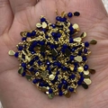 Golden chain necklace with dark blue faceted beads and waterdrop shaped pendants - 3x9mm / Dark Blue