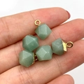 Fünf hellgrüne Aventurin-Anhänger mit facettiertem Polygon-Schliff und goldenen Metallösen - 8x12mm 2g/Stk / Grüner Aventurin