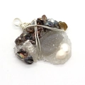 Irregular grey crystal cluster pendant with baroque pearls and silver wire wrapping - 30x45-35x48mm / No.7 (Gray)