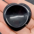Pierre de massage en obsidienne noire polie en forme de cœur pour la main - 40x40x6mm (15g/pc) / Agate noire