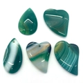 Achat-Anhänger Set in Herz- und Tropfenform mit grünen Streifen für Schmuck - Tiefes Smaragdgrün Gebändert (021) / 35-55mm (5 Stück)