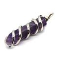 Pendentif en améthyste violette hexagonale avec un design en spirale de fil argenté - Violet (Améthyste avec fil d'argent)